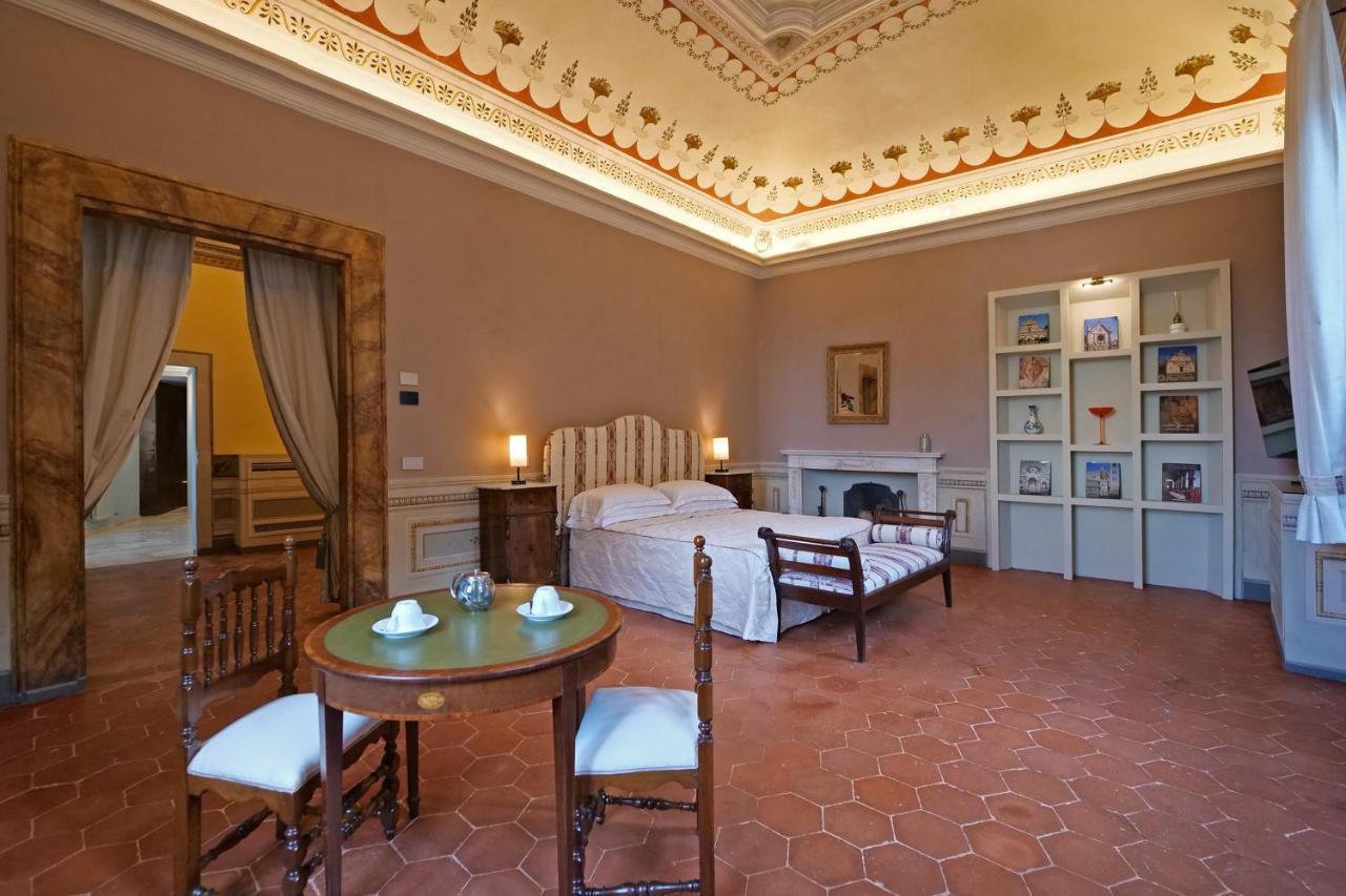 Delcorto Suites Montepulciano Exterior photo